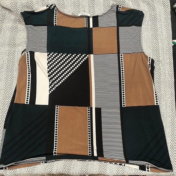 Calvin Klein Black and Green blocked Graphic Sleeveless Tank Top Blouse zipper - Picture 4 of 4